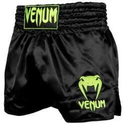 Muay Thai Shorts Venum Classic - Schwarz/Neongrün